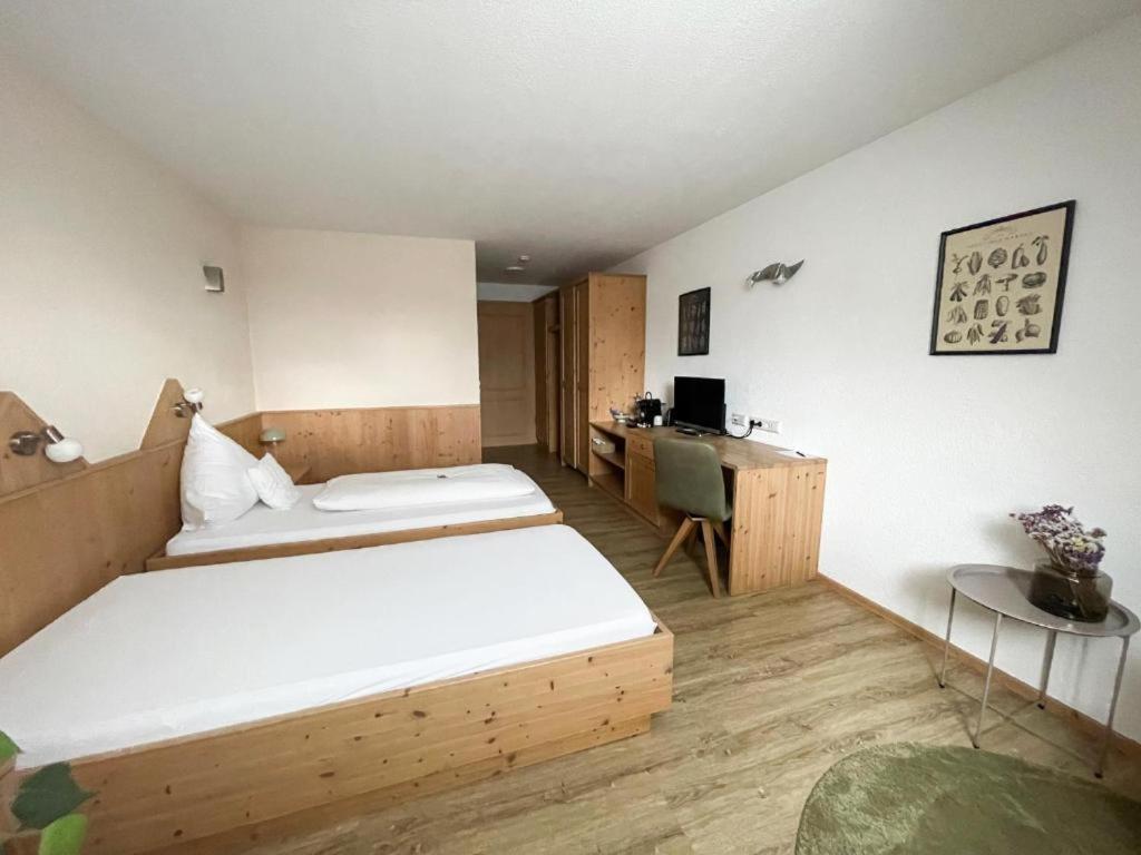 Landhotel Waldheim Pliezhausen Bagian luar foto